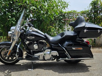 ROAD KING 1690 HARLEY